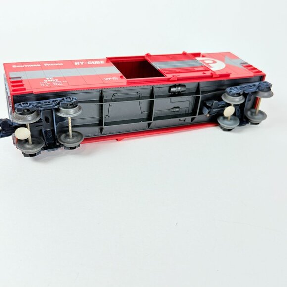 Southern Pacific SP 9607 Lionel O Scale Hy-Cube Boxcar 10" Red Gray Detailed - Picture 5 of 10